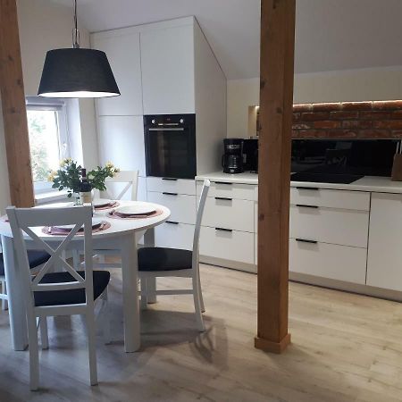 Apartamenty Przy Parku Szwedzkim Szczawno-Zdroj Ngoại thất bức ảnh