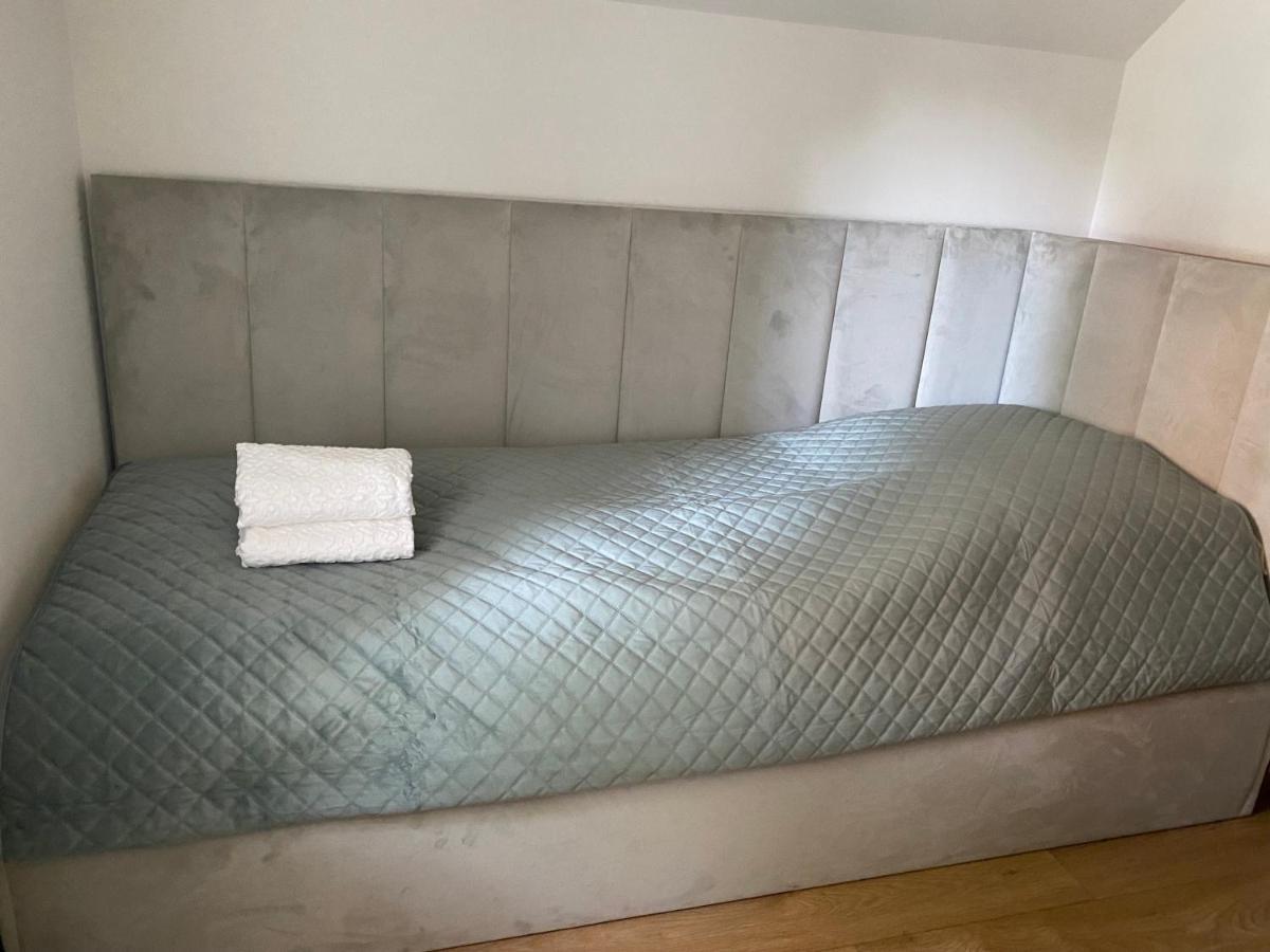 Apartamenty Przy Parku Szwedzkim Szczawno-Zdroj Ngoại thất bức ảnh