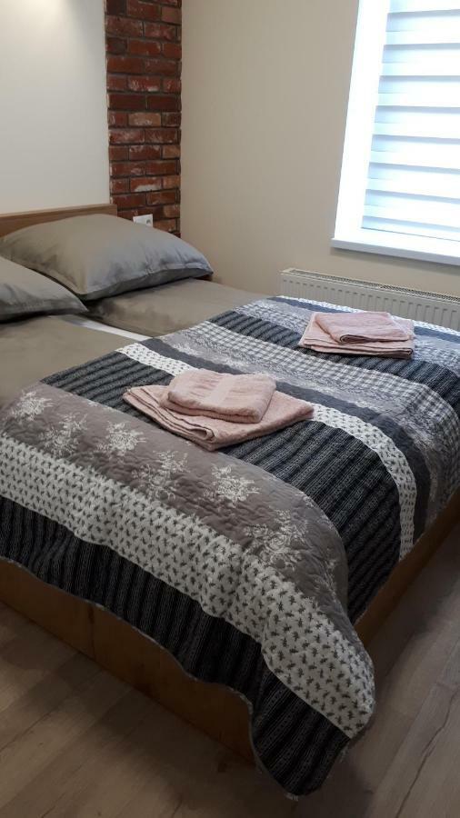 Apartamenty Przy Parku Szwedzkim Szczawno-Zdroj Ngoại thất bức ảnh