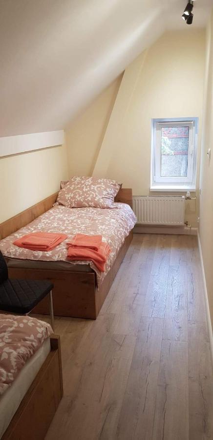 Apartamenty Przy Parku Szwedzkim Szczawno-Zdroj Ngoại thất bức ảnh